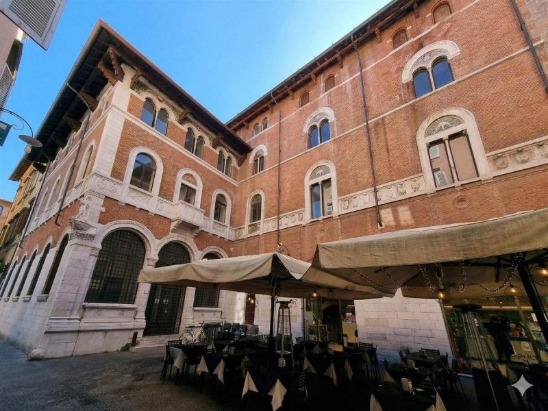 Palazzo a Lucca