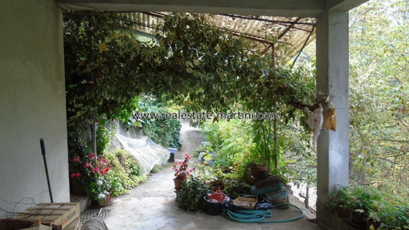 阿普里卡莱乡间房屋