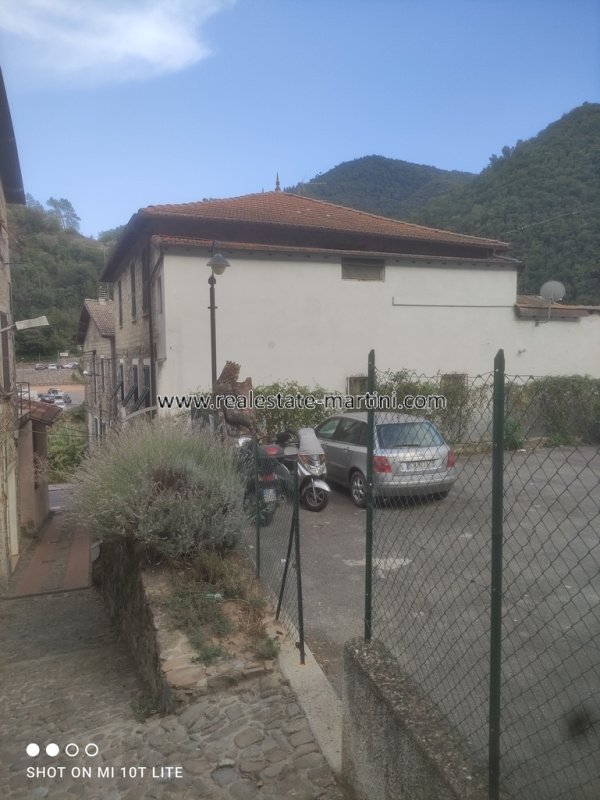 Appartement historique à Isolabona