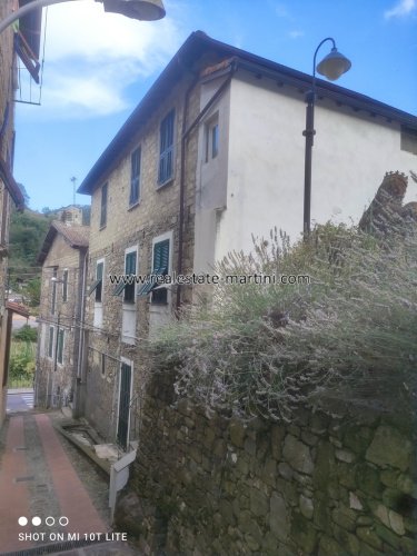 Appartement historique à Isolabona