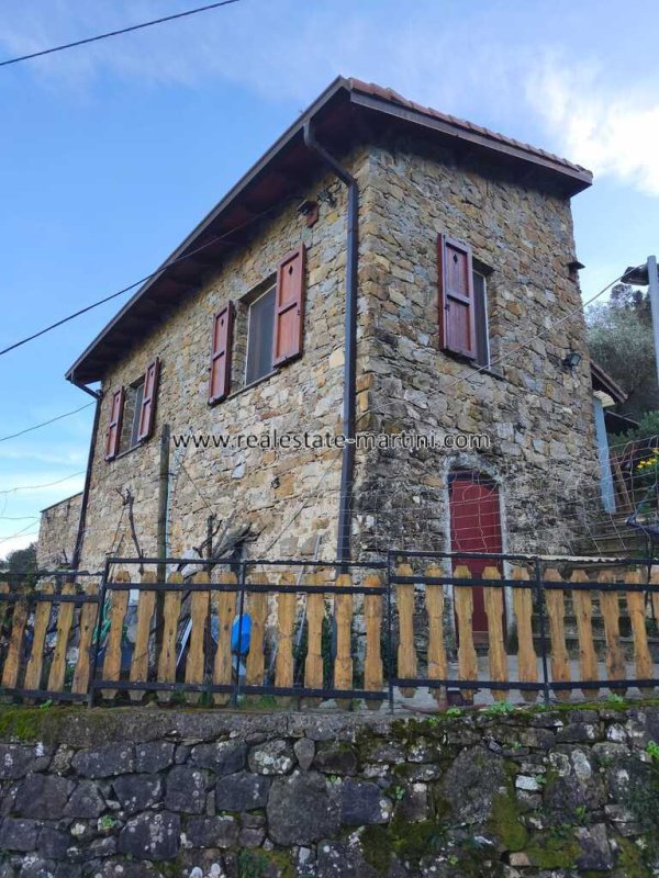 Villa a Dolceacqua