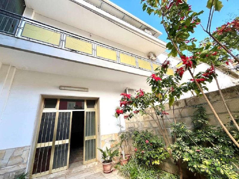 Villa a Floridia