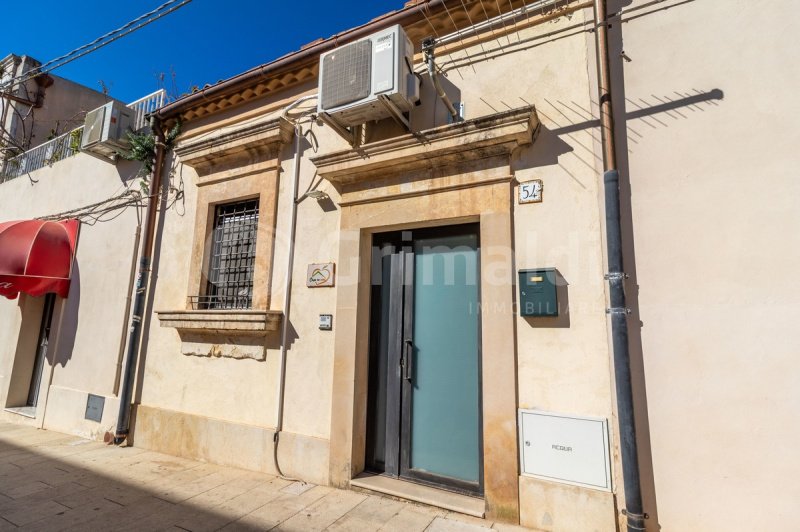Maison individuelle à Noto