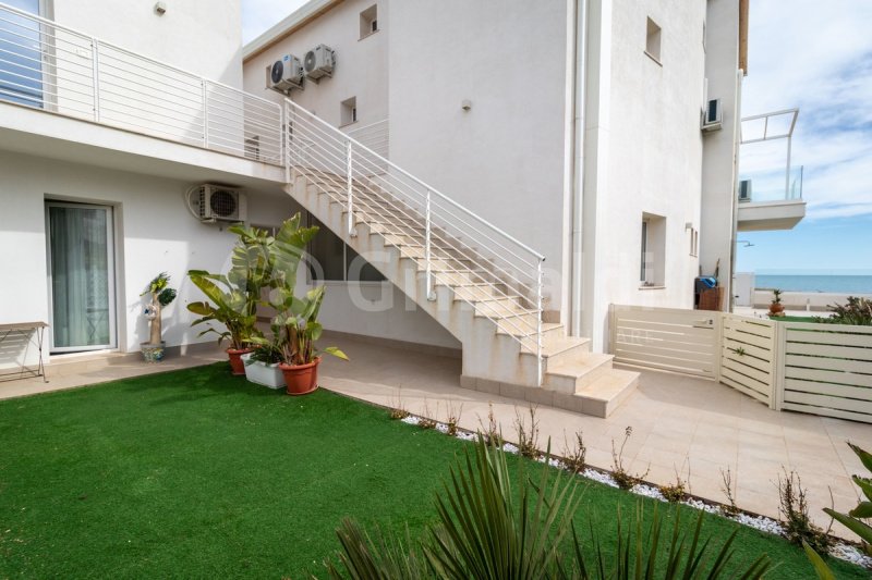 Onafhankelijk appartement in Noto