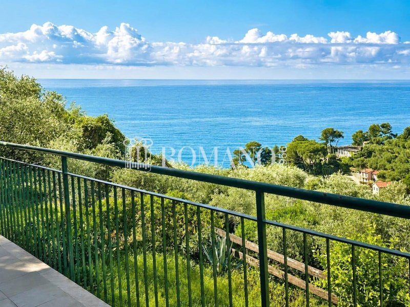 Apartamento em Zoagli