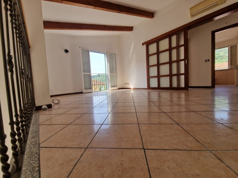 Casa indipendente a Diano San Pietro