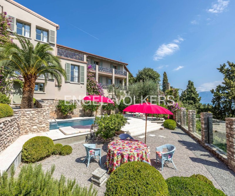 Villa i Toscolano-Maderno