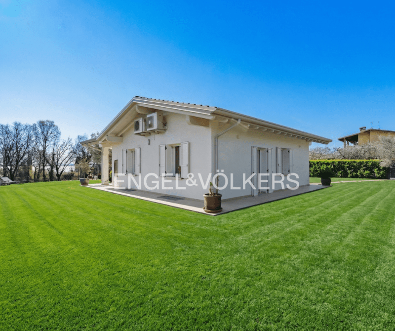 Особняк в Манерба-дель-Гарда