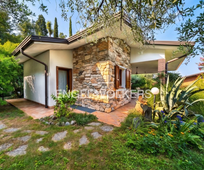 Einfamilienhaus in Padenghe sul Garda