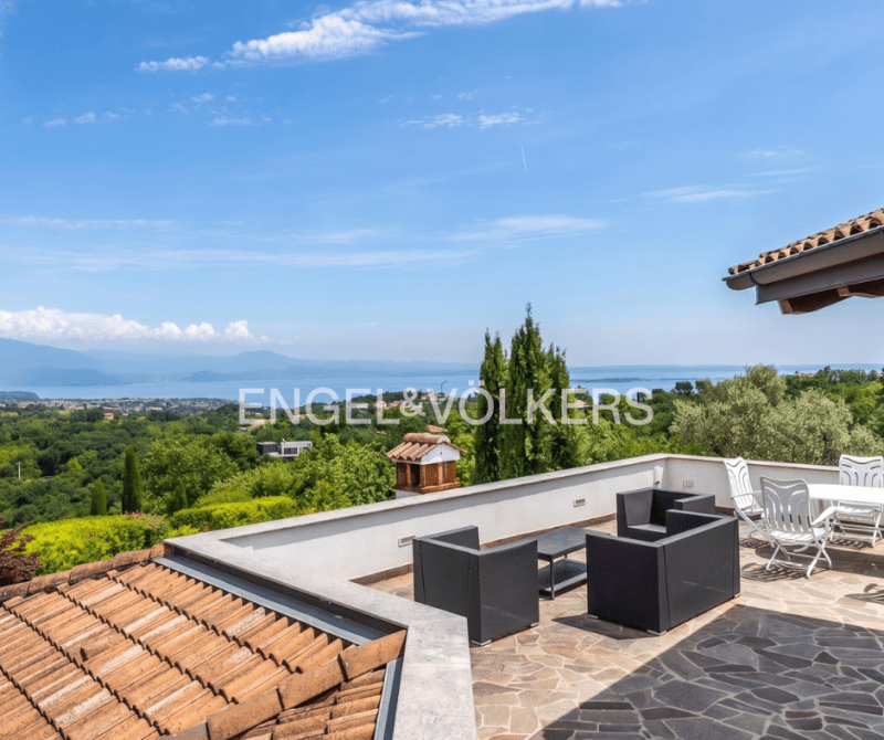 Villa in Padenghe sul Garda