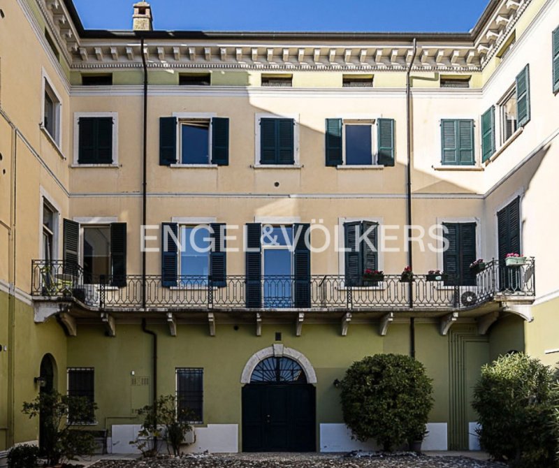 Appartamento a Desenzano del Garda