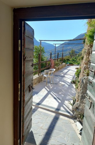 奇维泰拉-德尔特龙托独栋房屋