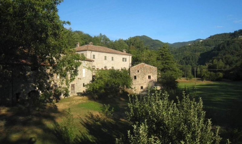 Отдельно стоящий дом в Понтремоли