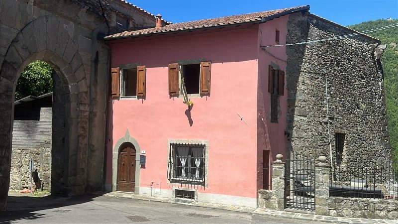 Casa semi indipendente a Fivizzano