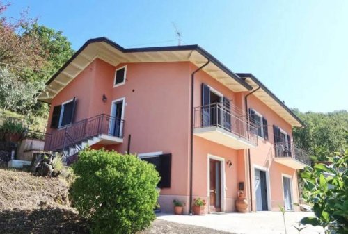 Detached house in Fivizzano