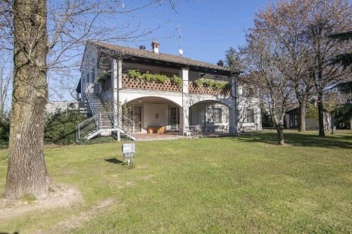 Villa in Piacenza