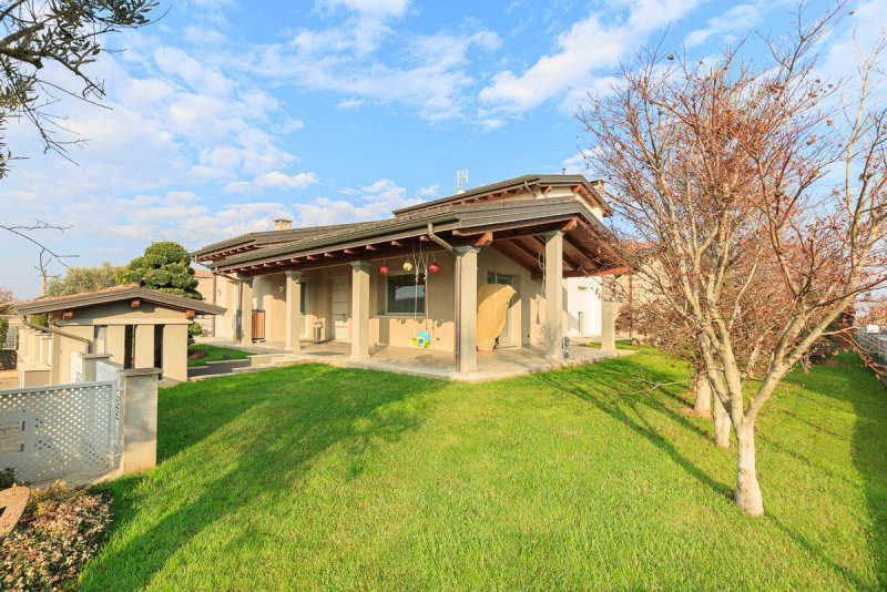 Villa i Carpaneto Piacentino