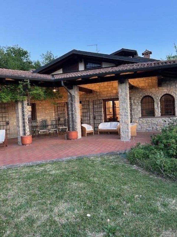 Villa i Gazzola