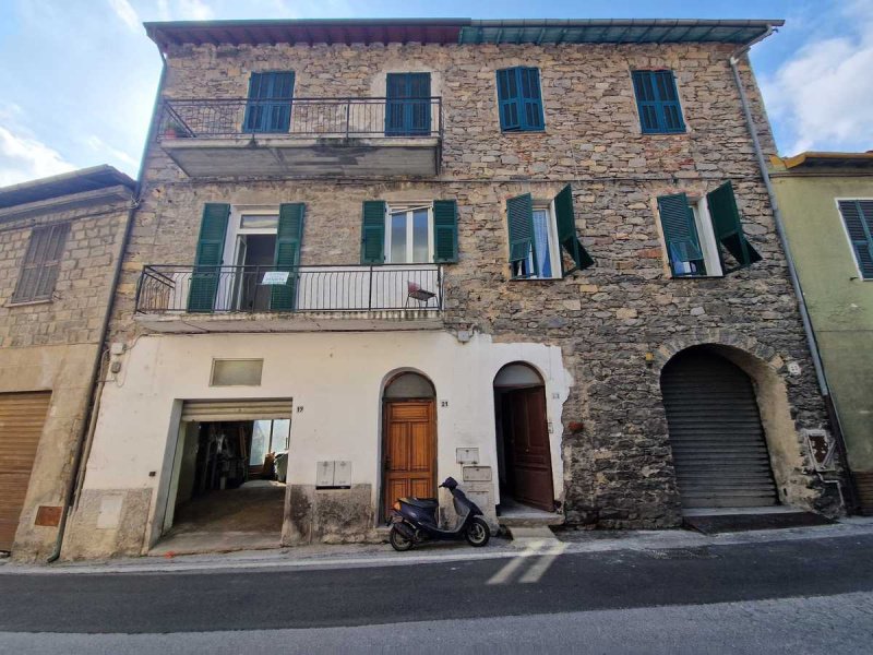 Appartamento a Badalucco