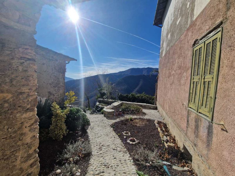 Apartamento independente em Molini di Triora