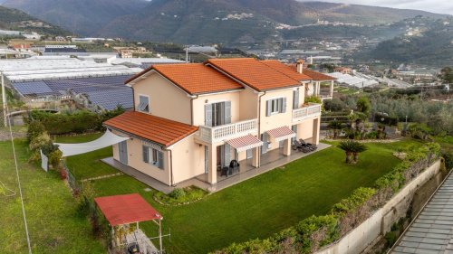 Villa à Taggia