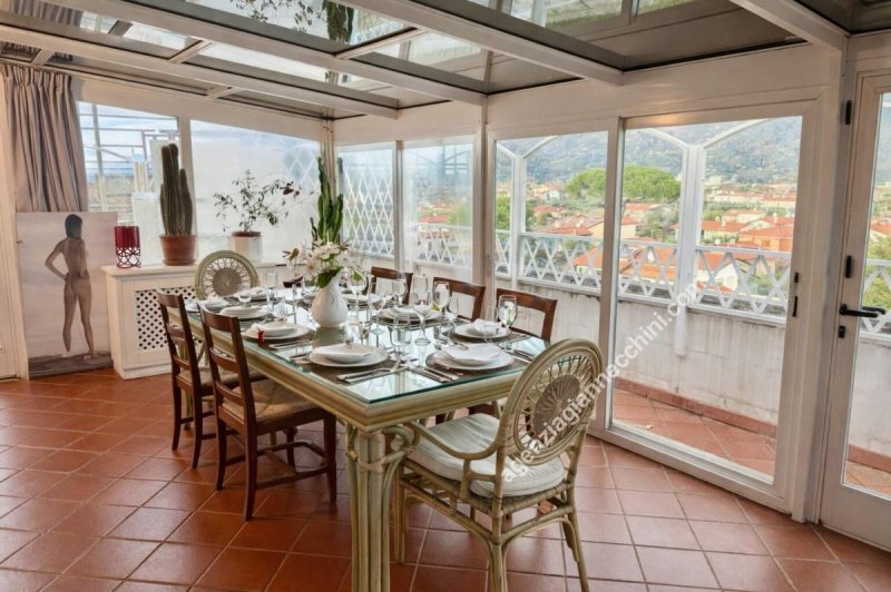 Penthouse in Seravezza