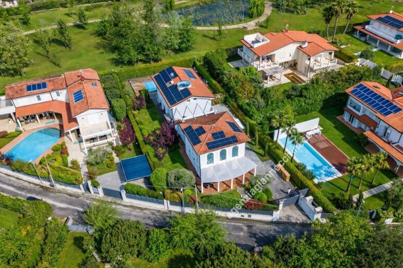 Villa in Forte dei Marmi