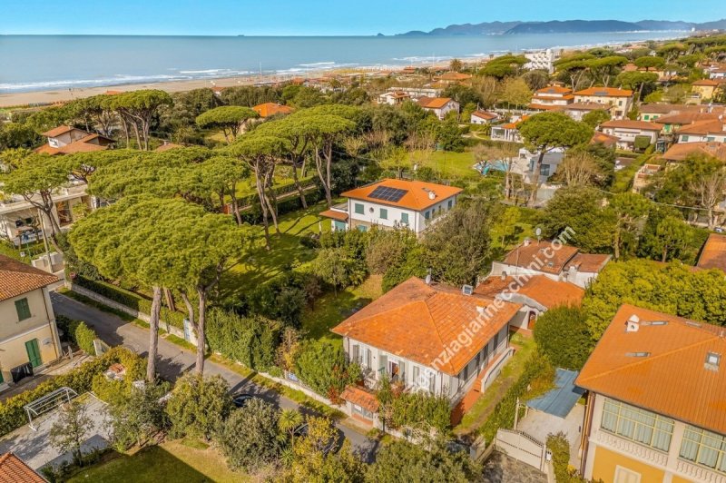 Villa i Forte dei Marmi
