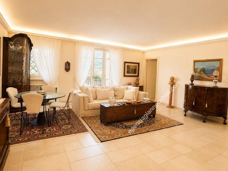 Penthouse in Seravezza