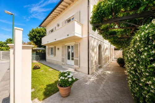 Villa à Forte dei Marmi