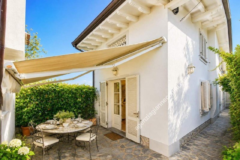 Villa à Forte dei Marmi