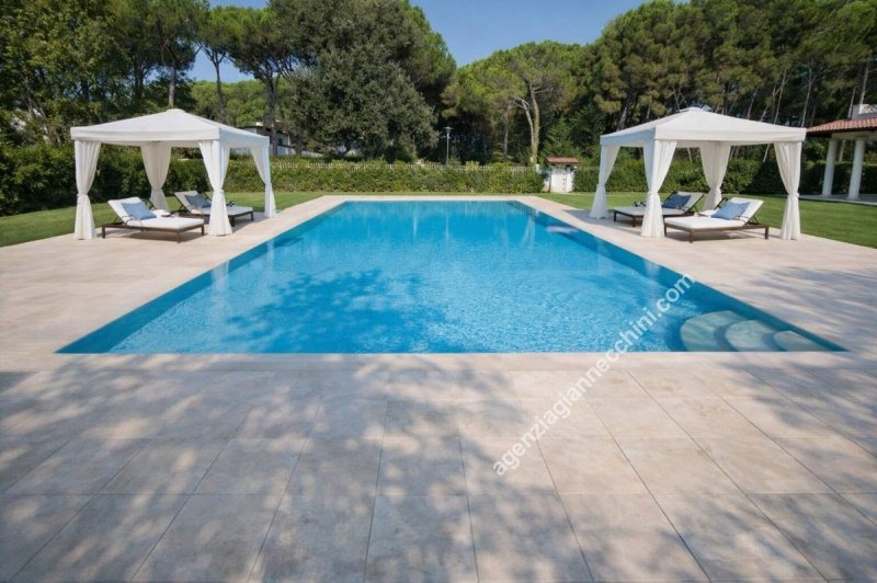Villa à Forte dei Marmi