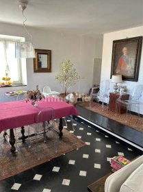 Vrijstaande woning in Diano Castello