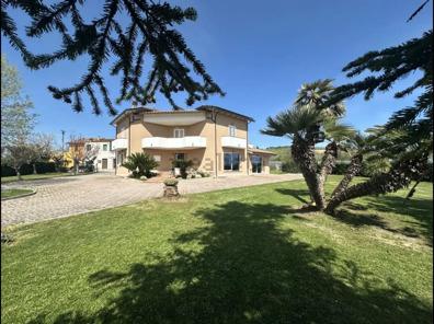 Moradia em Sant'Omero