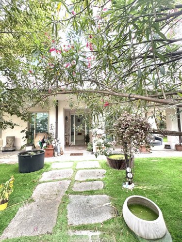 Villa en Módena