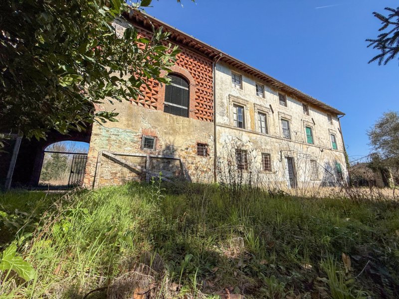 Casolare a Capannori