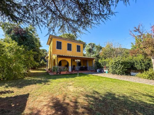 Villa in Lucca