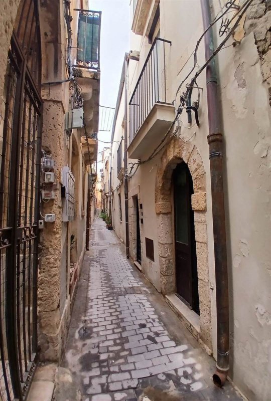 Edifício comercial em Siracusa