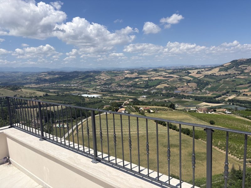 Appartement à Montefiore dell'Aso
