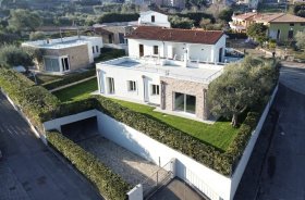 Villa à Soiano del Lago