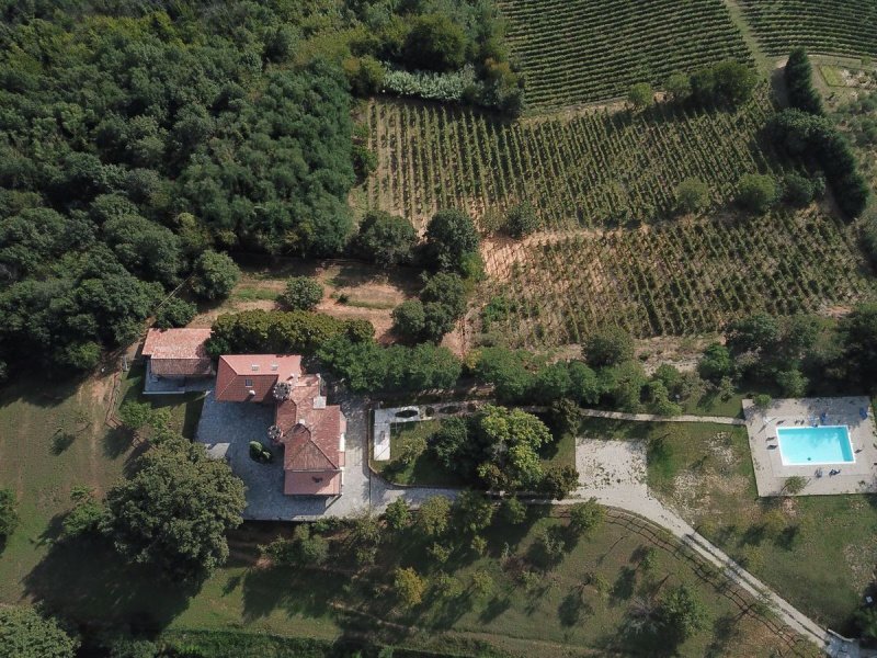 Agriturismo a Mombaruzzo