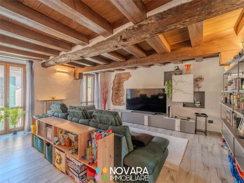 Apartamento em Novara