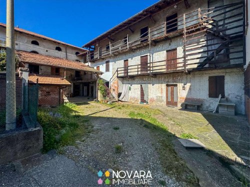 Casa en Castelletto sopra Ticino