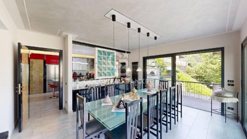 Villa i Ubiale Clanezzo