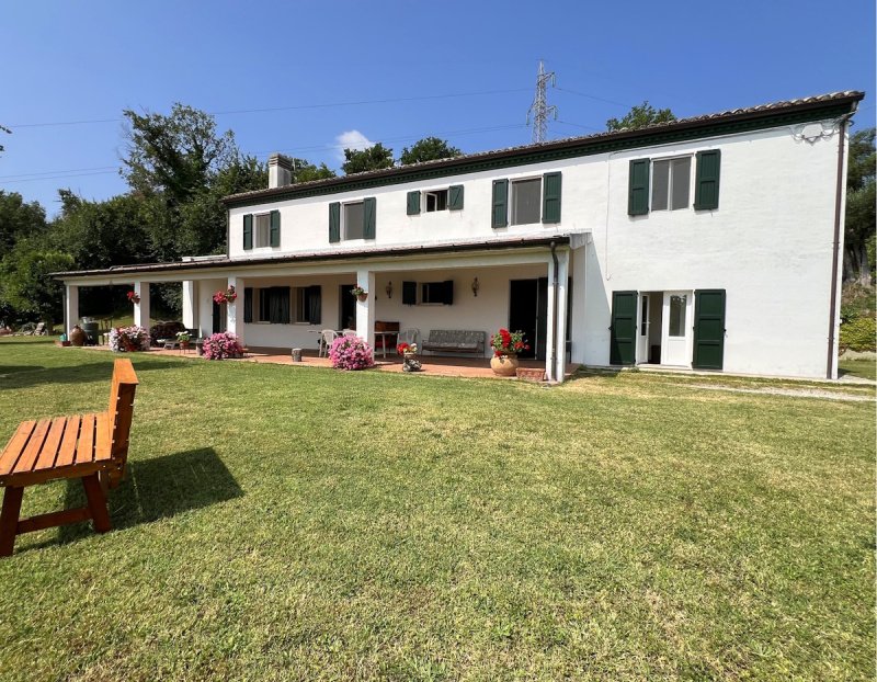 Maison de campagne à Pesaro