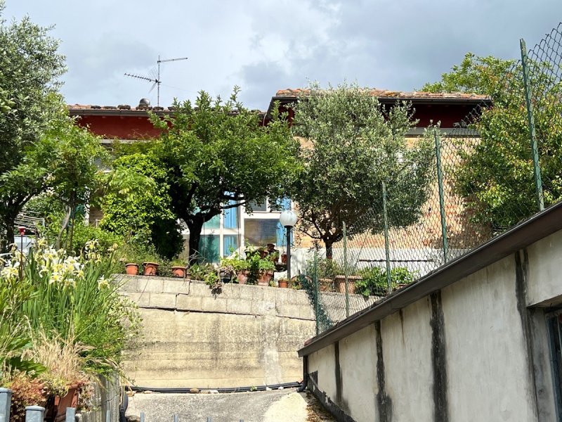 Detached house in Urbino
