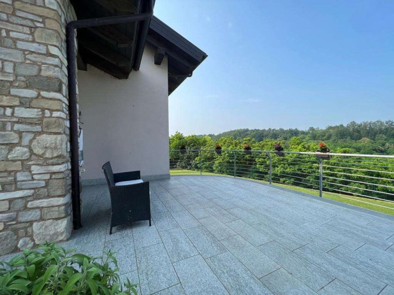 Villa in Asti