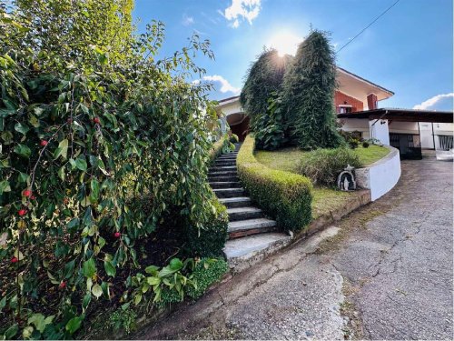 Villa in Frinco