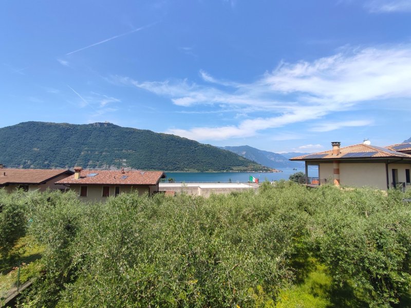 Villa in Sale Marasino