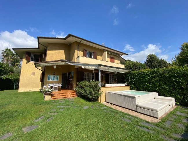 Villa en Forte dei Marmi
